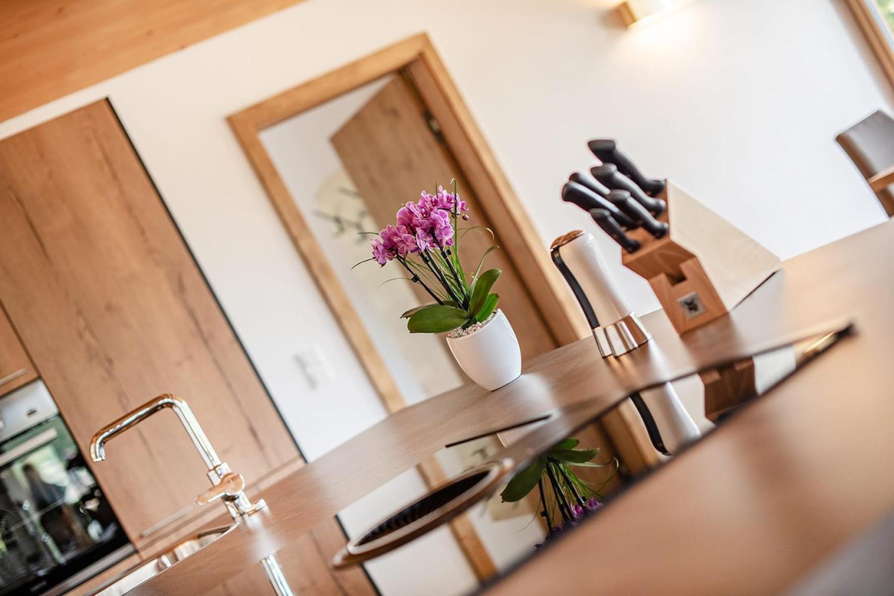 Gotthard - Fine Living Apartments Ζέεφελντ Εξωτερικό φωτογραφία